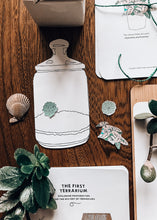 Load image into Gallery viewer, Terrarium study unit