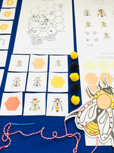 Load image into Gallery viewer, Bees in autumn homeschool printable
